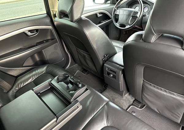 Volvo V70 cena 24800 przebieg: 274000, rok produkcji 2009 z Kłodzko małe 781